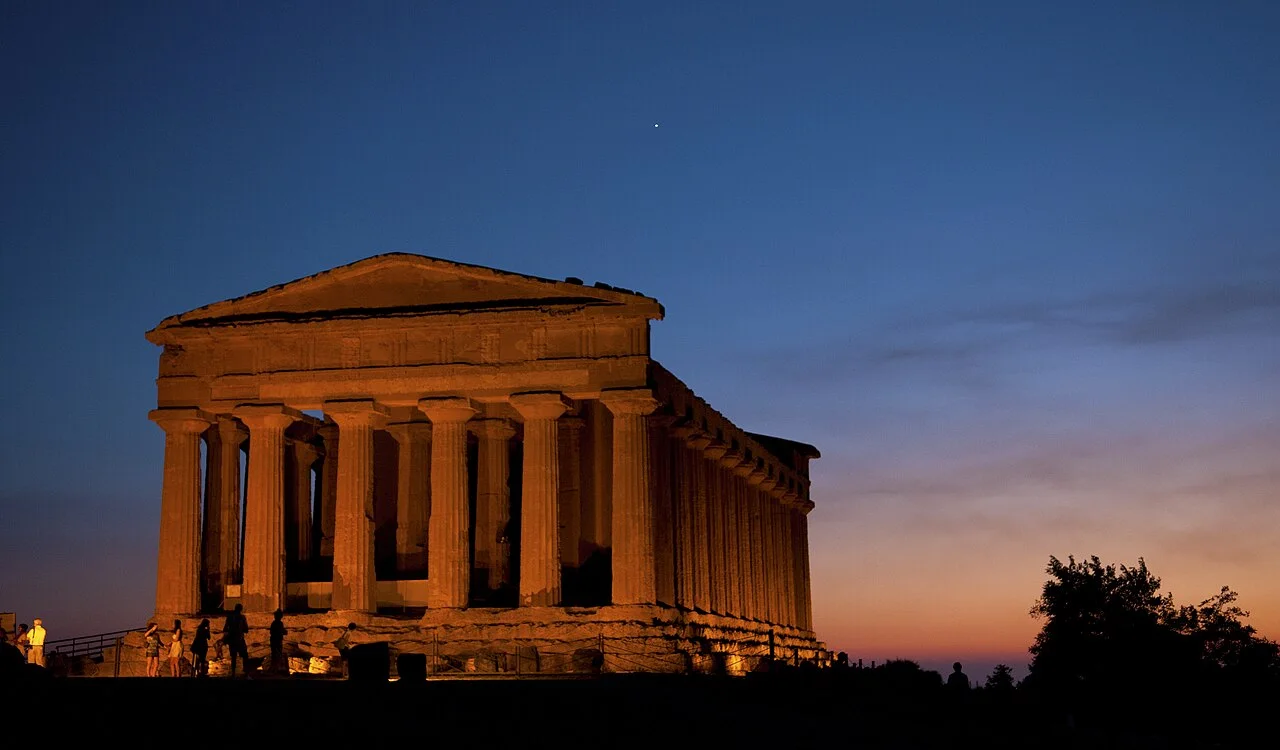 Quanto costa una vacanza ad Agrigento: alloggio, templi e mare